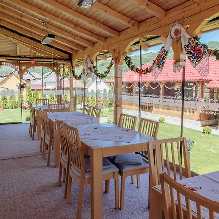 Casa Alexandru - Locul In Care Te Simti Acasa Ξενοδοχείο Viσeu de Jos Εξωτερικό φωτογραφία
